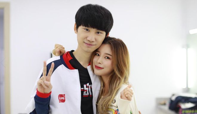 形成一条高 形成一条高