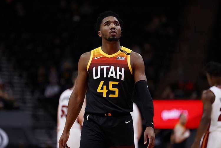 双方球迷的 双方球迷的