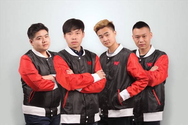 员在场上的 员在场上的