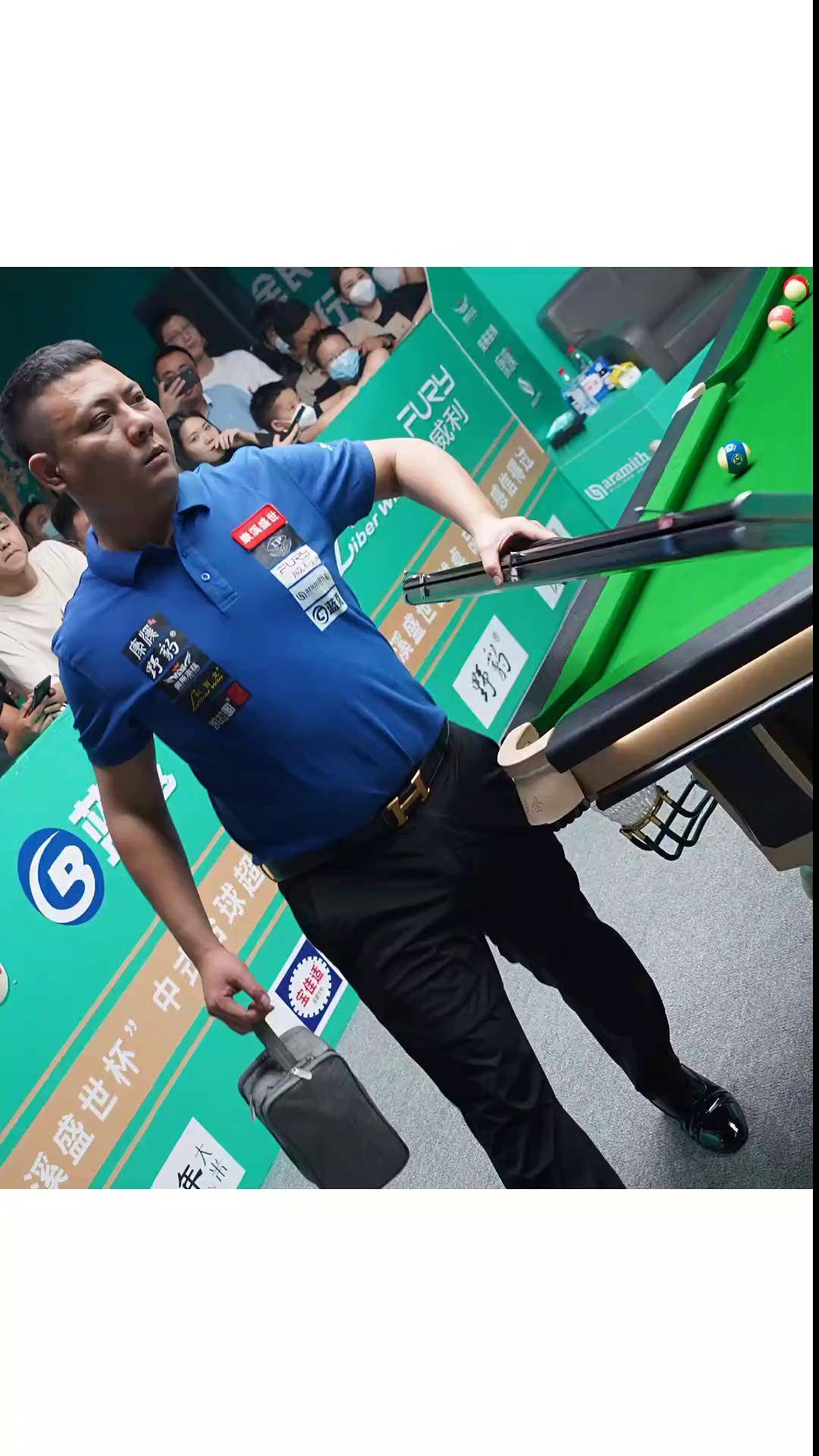 在勒布伦与 在勒布伦与