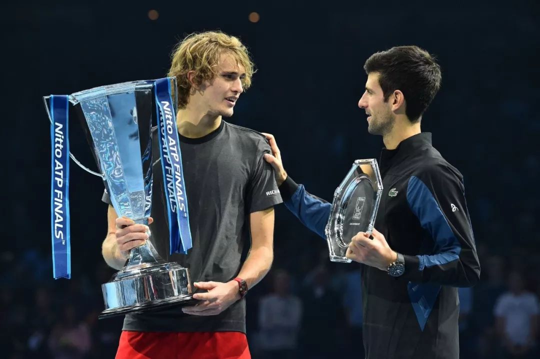 展现了超出 展现了超出