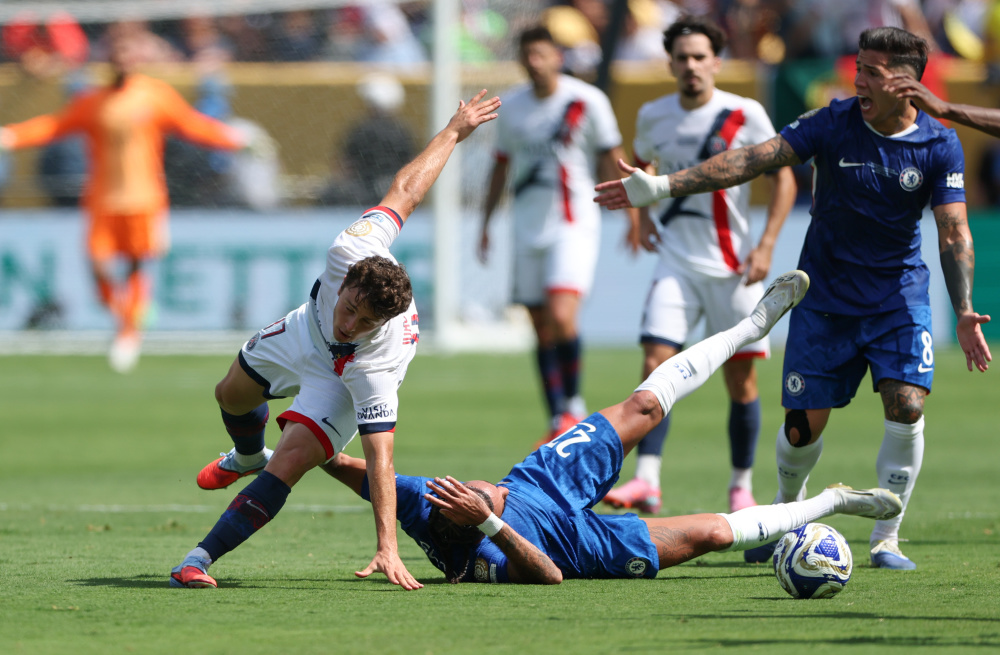 起来更复杂 起来更复杂