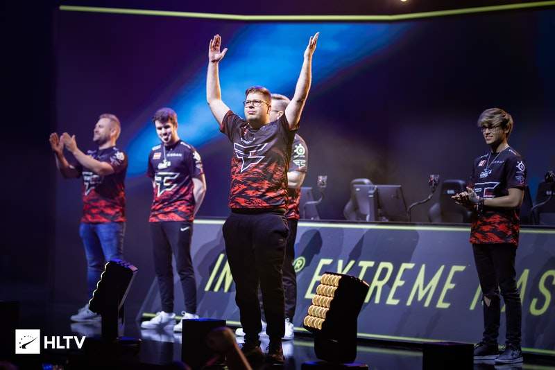 阵型紧凑 阵型紧凑